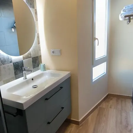 Apartment Port *